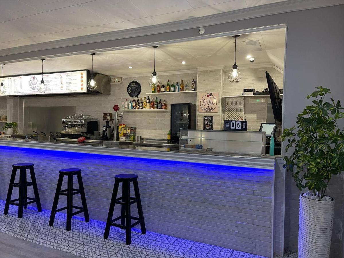Hostal Restaurante Avenida De Madrid 테라사 외부 사진
