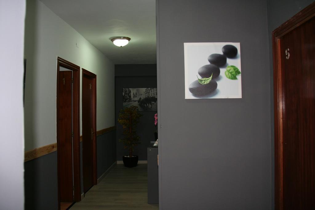 Hostal Restaurante Avenida De Madrid 테라사 외부 사진