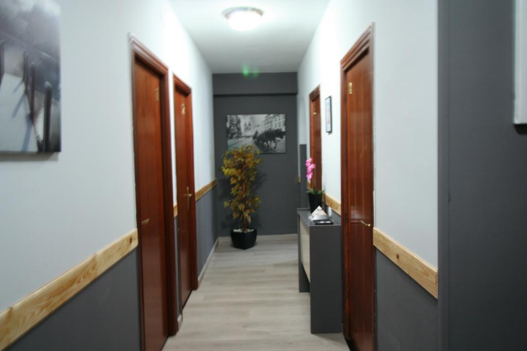 Hostal Restaurante Avenida De Madrid 테라사 외부 사진