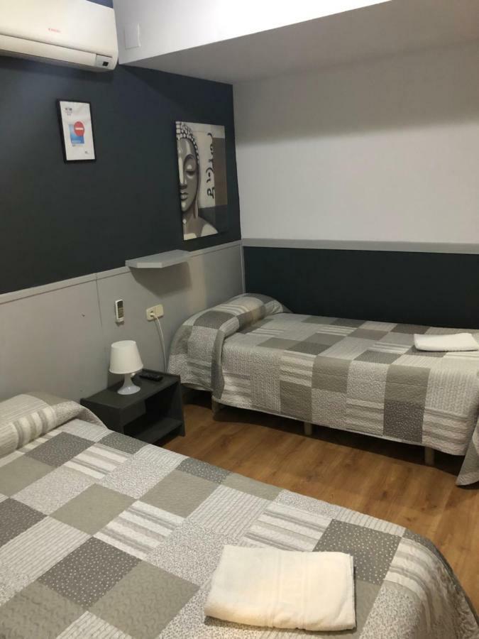 Hostal Restaurante Avenida De Madrid 테라사 외부 사진
